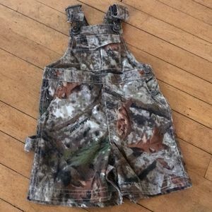 Cabela’s Camo Shorts Overalls
